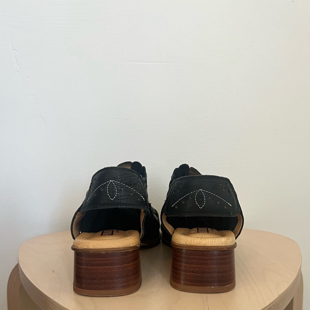 Pikolinos Black Leather Women Shoes - Picture 4 of 6